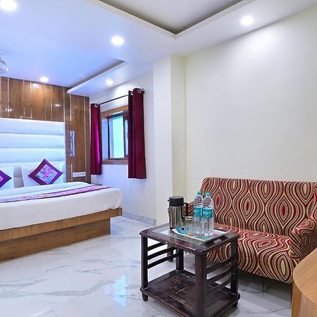 Hotel Glow Inn Paharganj-3 Mins Walk From New Delhi Railway Station ภายนอก รูปภาพ