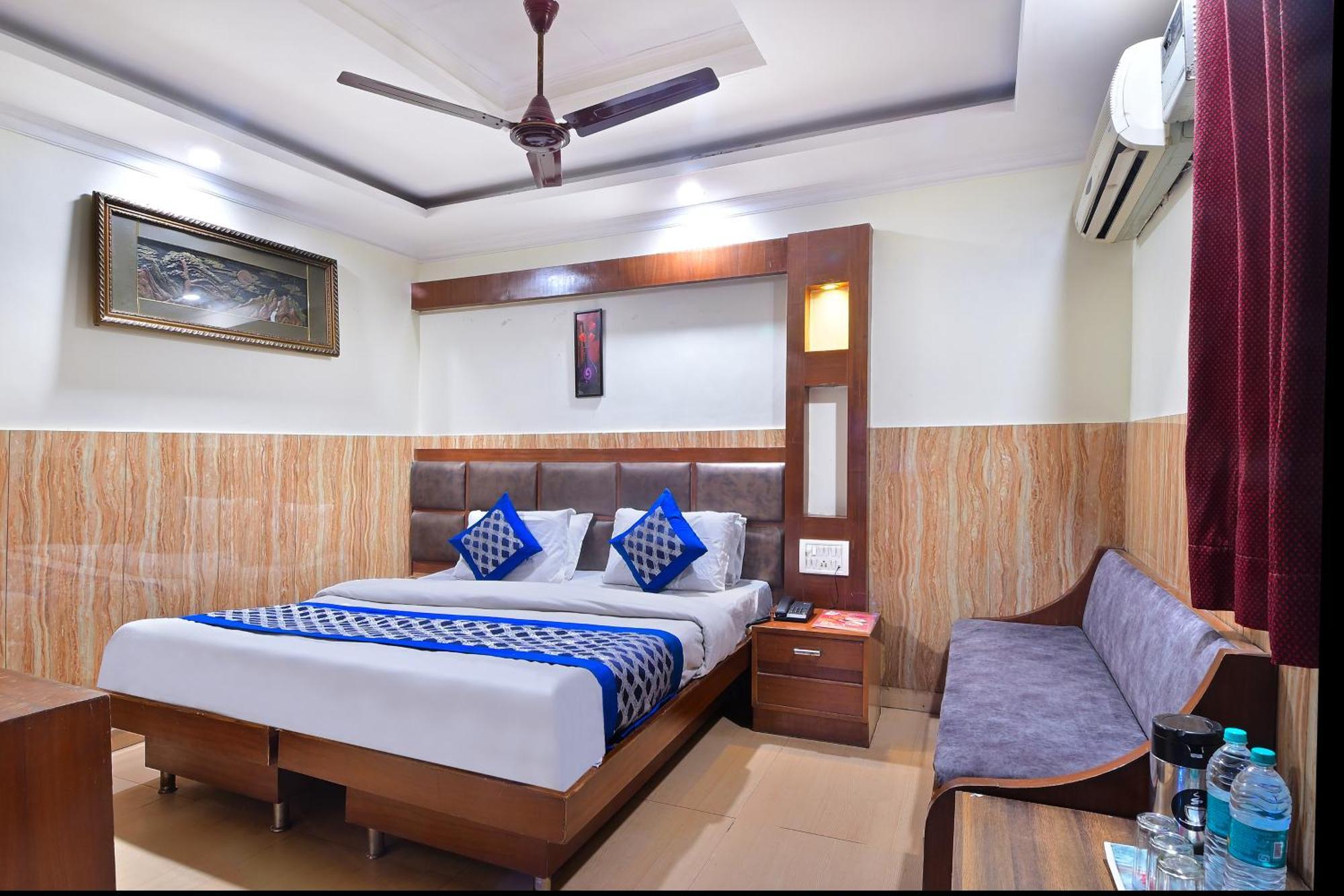 Hotel Glow Inn Paharganj-3 Mins Walk From New Delhi Railway Station ภายนอก รูปภาพ