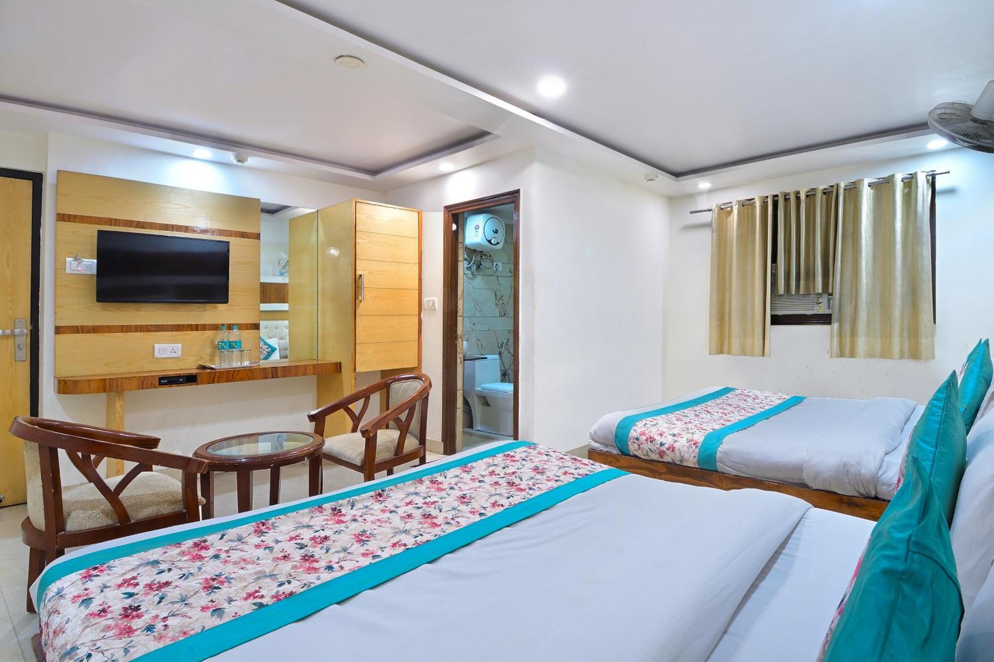Hotel Glow Inn Paharganj-3 Mins Walk From New Delhi Railway Station ภายนอก รูปภาพ